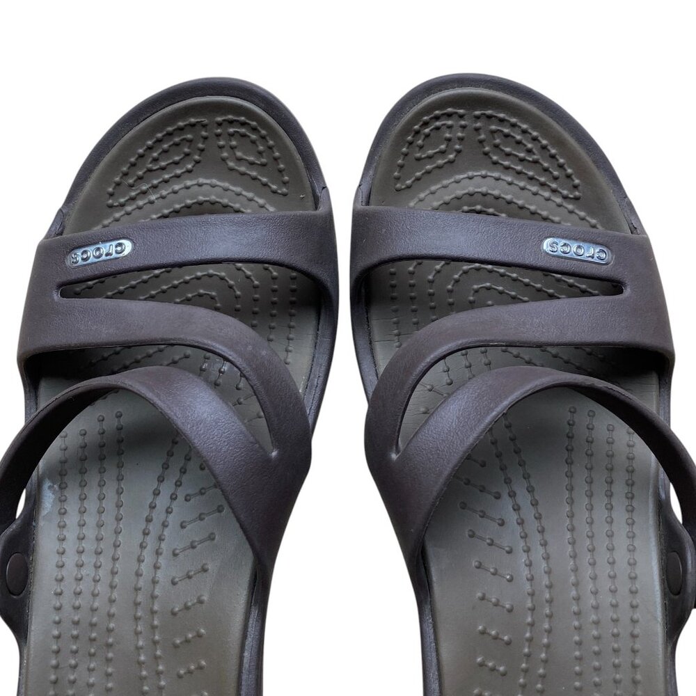 Crocs Patricia II Wedge Sandals Strappy Slip On Brown Comfort Travel Beach-8 - Picture 4 of 15